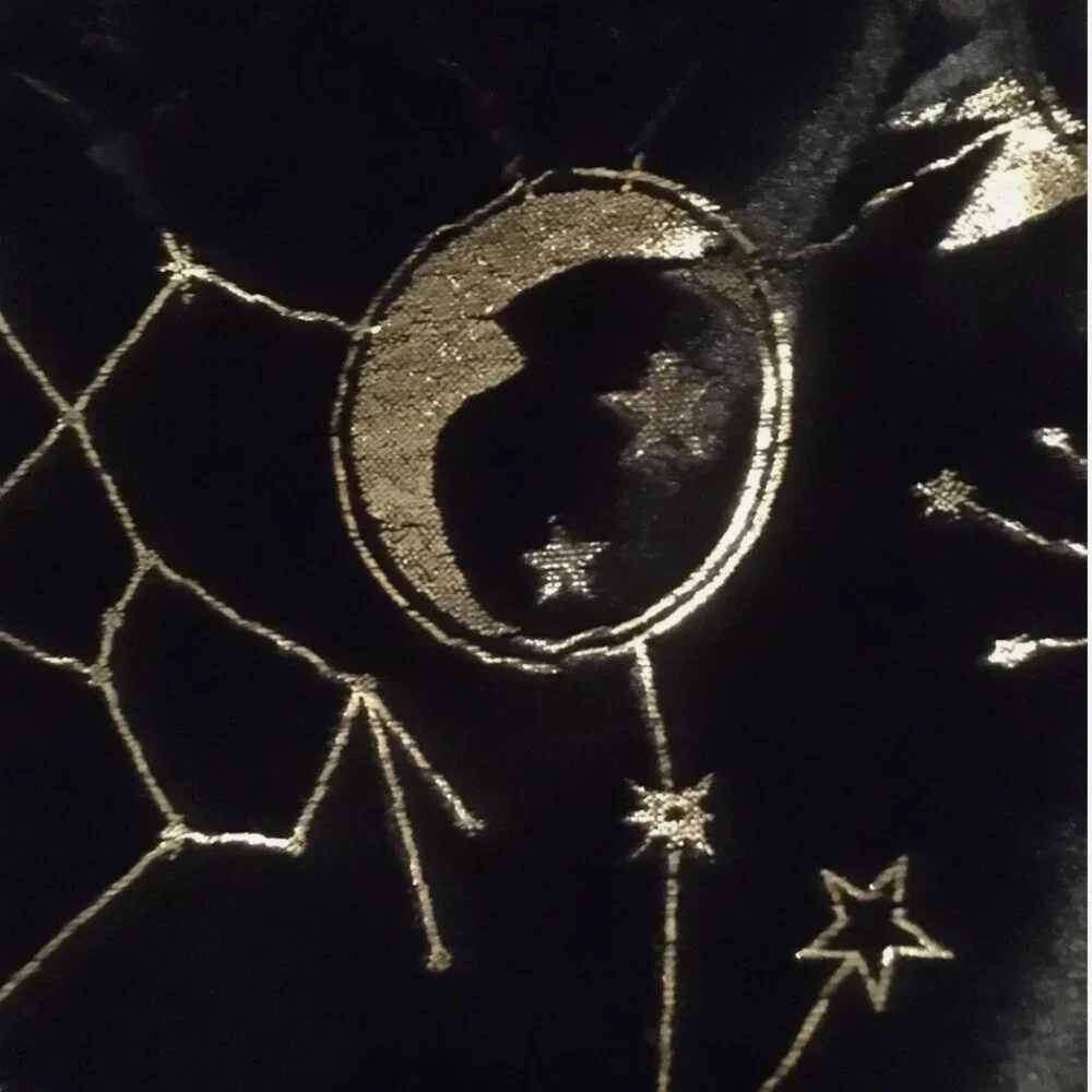 Rachel Zoe Halloween Black Faux Fur Gold Foil Blanket Metallic Celestial Moon